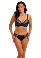 Load image into Gallery viewer, Wacoal Mayumi Classic Underwire Bra (Midnight)