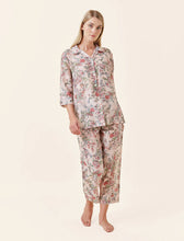 Load image into Gallery viewer, Papinelle Layla Crop PJ Set (Pink)