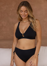 Load image into Gallery viewer, Fantasie Merissa Black Non Wired Triangle Bikini Top (Black)