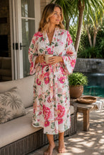 Load image into Gallery viewer, Floressents Cotton Fleur Kimono Robe (White)