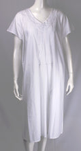 Load image into Gallery viewer, Alice & Lily AL/ND 484 Cotton Nightie (White)