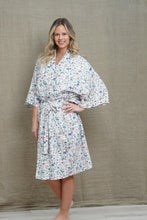 Load image into Gallery viewer, Linens Unlimited Cotton Kimono (Floral Haze)
