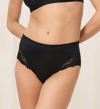 Load image into Gallery viewer, Triumph Ladyform Soft Maxi Brief (Black) (Nude)