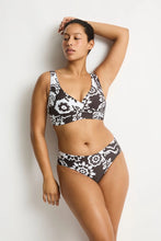 Load image into Gallery viewer, Sea Level Kastello Cross Front Multifit Bikini Top (Espresso)