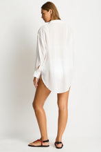 Load image into Gallery viewer, Sea Level Vacay Cruise Shirt (White)