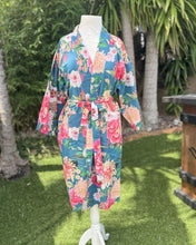Load image into Gallery viewer, Floressents Cotton Fleur Kimono Robe (Bluestone)