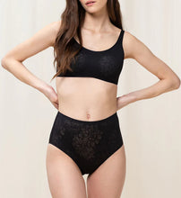 Load image into Gallery viewer, Triumph Fit Smart Maxi Pant (Black)