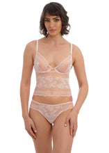 Load image into Gallery viewer, Wacoal Ravissant Bralette (Black, Delicacy, Orchid flower)