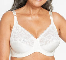 Load image into Gallery viewer, Berlei Classic Lace Underwire Bra (Alabaster)
