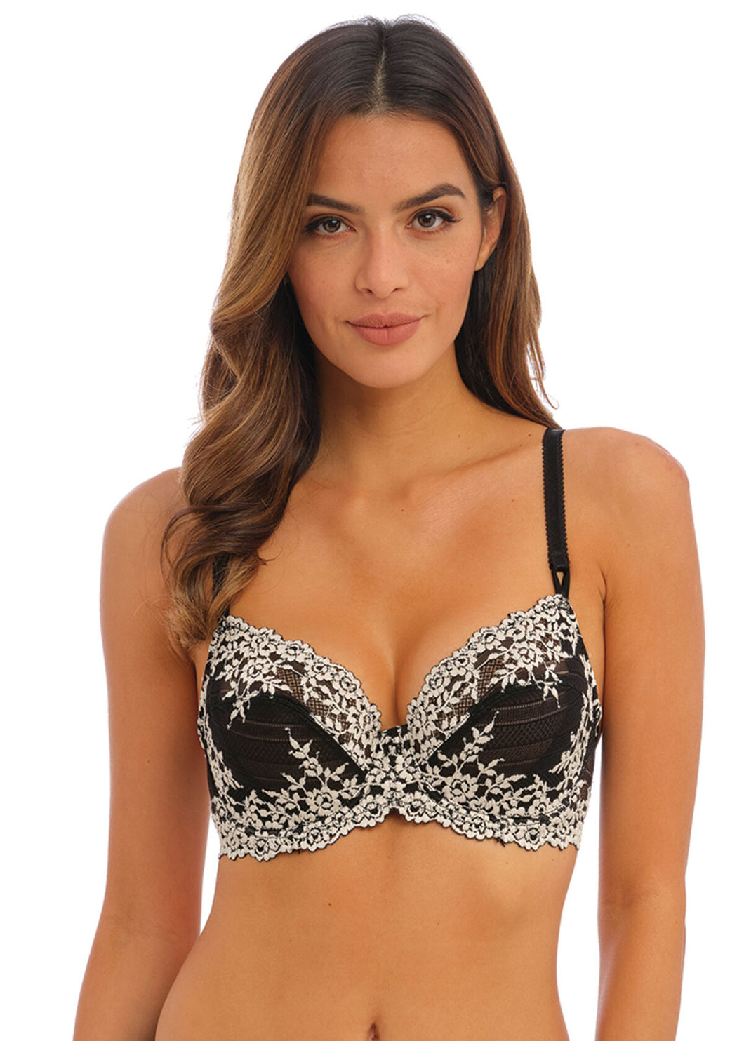 Wacoal WA065191 Embrace Lace Classic Underwire Bra (Black)