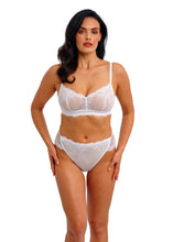 Load image into Gallery viewer, Wacoal Vivid Attraction High Leg Brief (White)
