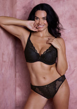 Load image into Gallery viewer, Wacoal Abellia Uw Plunge Lace Bra (Black)
