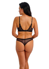 Load image into Gallery viewer, Wacoal Abellia Bralette (Black)
