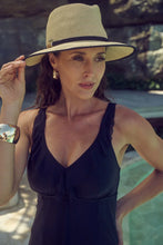 Load image into Gallery viewer, Jantzen  Meka Hat - Black
