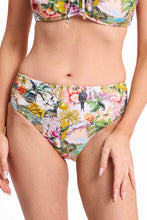 Load image into Gallery viewer, Sunseeker White Lotus Ruched Mid Rise Pant - White
