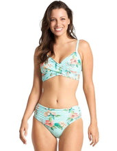 Load image into Gallery viewer, Sunseeker Chillio Ruched Mid Rise Pant (Mint)
