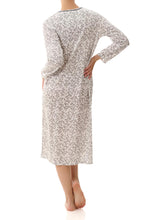 Load image into Gallery viewer, Givoni 3LP67D - Mid Length Nightie (Black/White)
