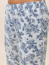 Load image into Gallery viewer, Papinelle Nostalgia Crop Pyjama Pant (White)
