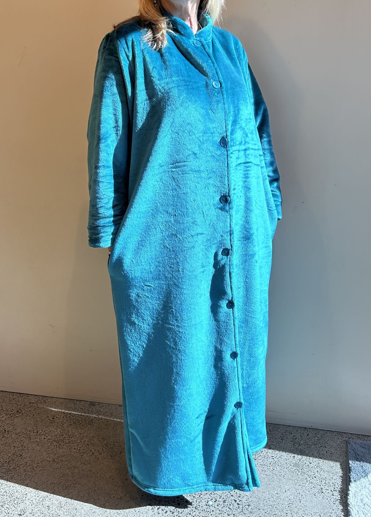 Essence 680RB Button up ROBE Emerald – Little Boutique