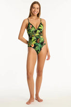 Load image into Gallery viewer, Sea Level Lotus Spliced Tri swimsuit (Black)
