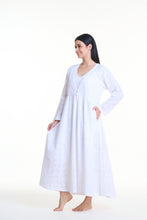 Load image into Gallery viewer, Arabella MD-26 Cotton Embroidered Robe (White)
