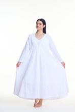 Load image into Gallery viewer, Arabella MD-26 Cotton Embroidered Robe (White)
