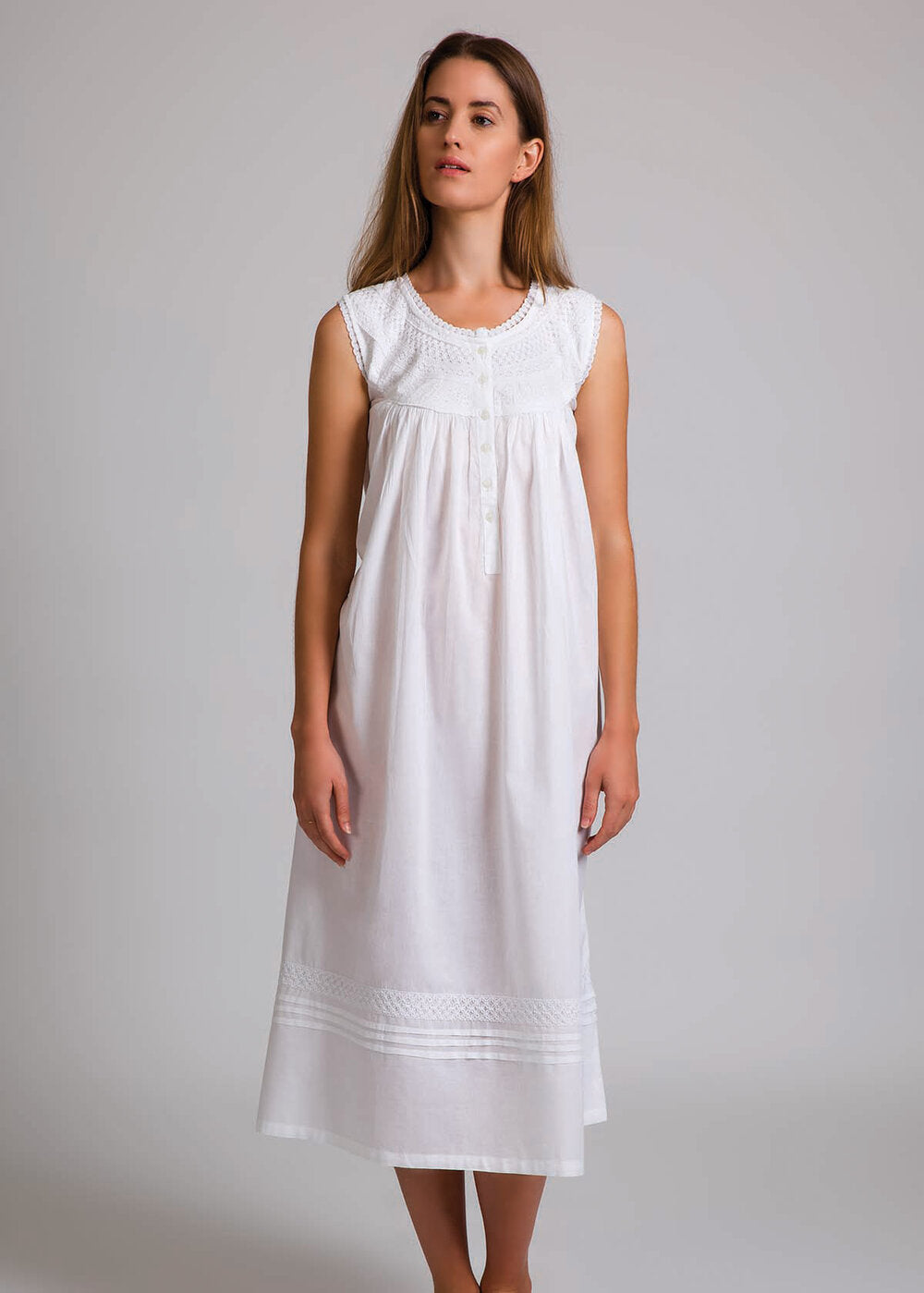 Arabella MD-34 Cotton Nightie (White)