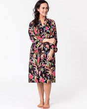 Load image into Gallery viewer, Floressents Kimono&#39;s Multi Floral (Aqua , White, Black, Turquoise)
