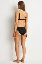 Load image into Gallery viewer, Sea Level Essentials Longline Wired Plunge Bikini Top (Black)
