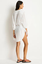 Load image into Gallery viewer, Sea Level Salt Boho Shirt (White)

