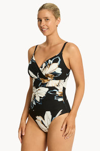 Sea Level La Luna Wrap Front Swimsuit wired DD/E - Black