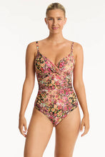 Load image into Gallery viewer, Sea Level Wildflower Twist Front DD/E One Piece (Pink)
