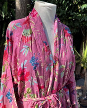 Load image into Gallery viewer, Floressents Paradise Diamond Kimono Robe (Dusty Pink)
