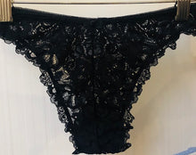 Load image into Gallery viewer, Essence Lace G-String (Black) 678G
