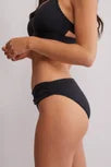 Load image into Gallery viewer, Seafolly Twist Band Hipster (Black)
